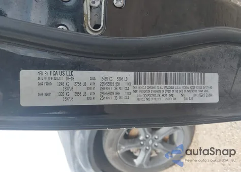 2018 Dodge Journey Crossroad z USA, uszkodzony, nr VIN 3C4PDCGB1JT519624